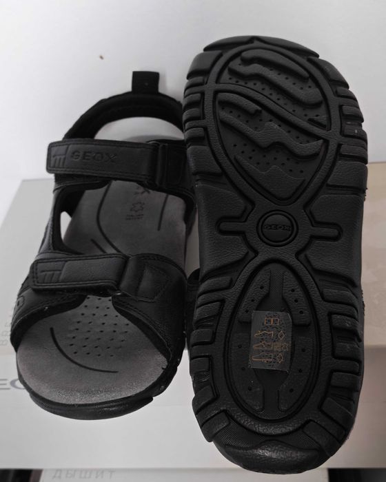 Мъжки сандали Geox  95 лв 42/43 номер