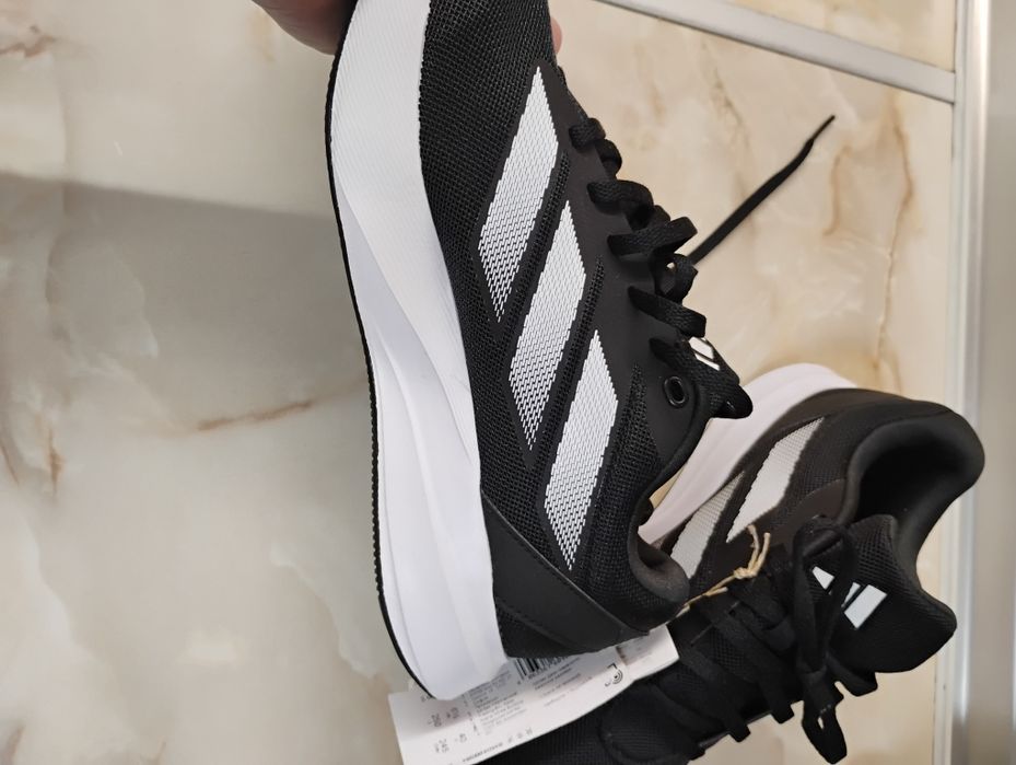 Оригинални маратонки Adidas