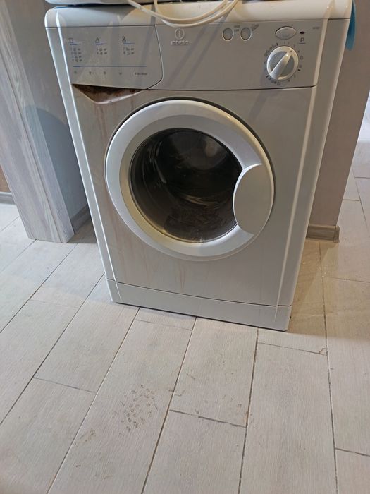 Продам стиральную