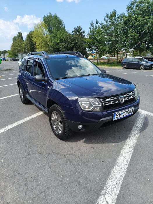 Vând Dacia Duster 4x4, diesel
