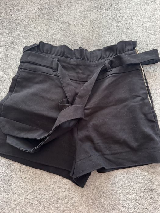 Къси панталонки Zara