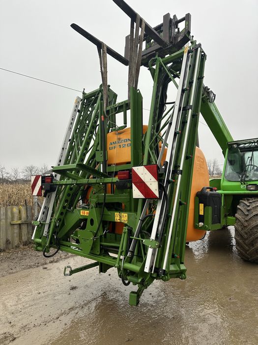 Vand met pompa erbicidat Amazone UF1200 full hidraulic