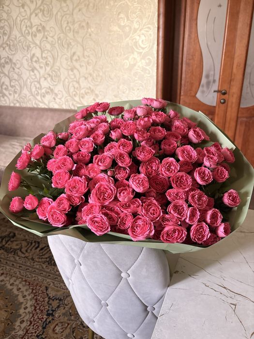 Цветы , свежие, спрей розы