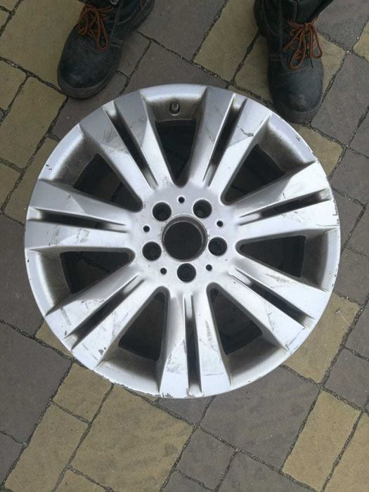 Продам диск на Mercedes и Nissan Terrano.