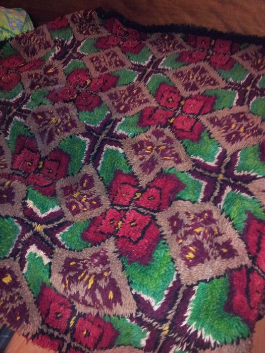 Китеник цветен 100% вълна и ръчно тъкан