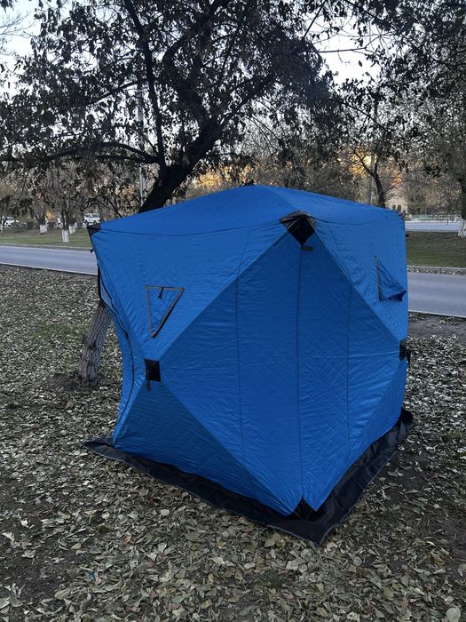 Палатка трехслойная с полами