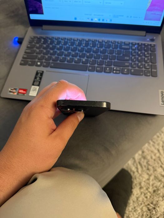 Iphone 16 pro 265 black titanium