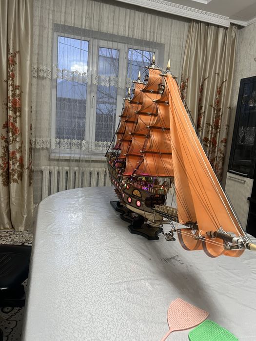 Корабль сувенир новый