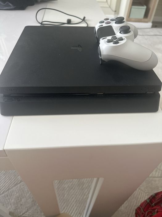 Playstation4 slim
