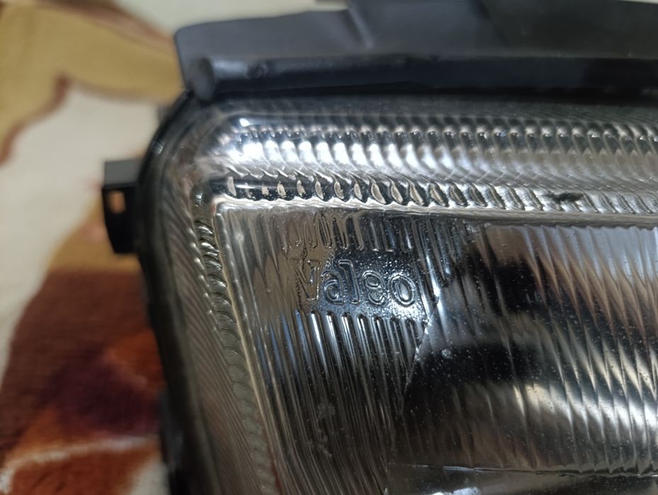 Фара на Ауди А4 В5