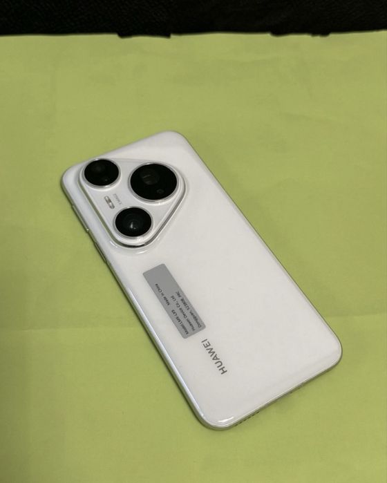 ЧИСТО НОВ 512GB Huawei Pura 80 Pro Yettel Гаранция до 2028 г. White