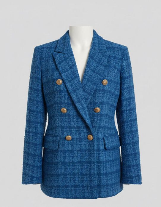 Ayollar uchun qalin kostyum