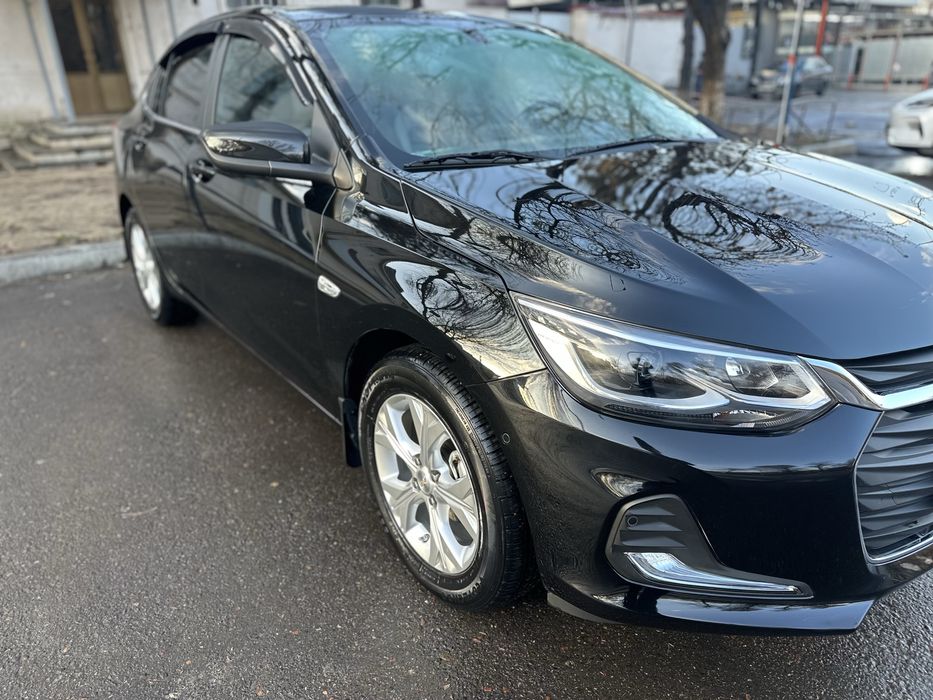 Продам свою машину onix premier turbo