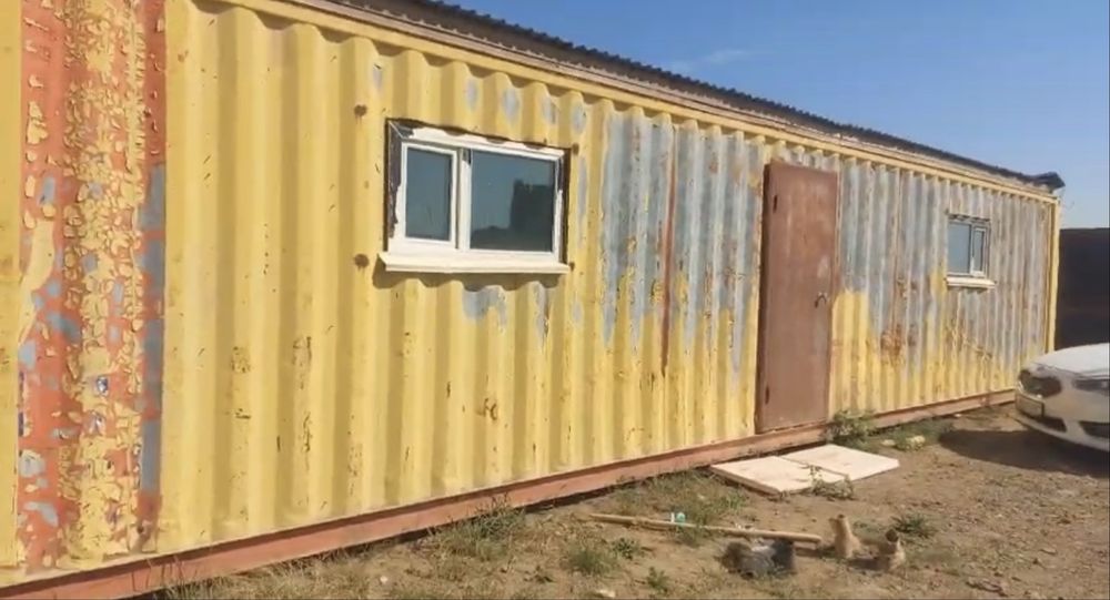Продам утеплённый 40-футовый морской контейнер