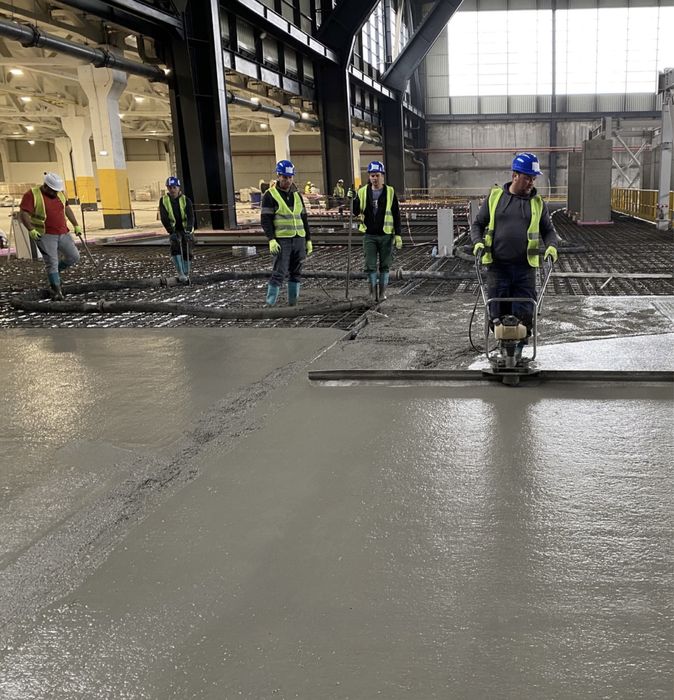 Turnari beton finisat mecanic elicopterizat