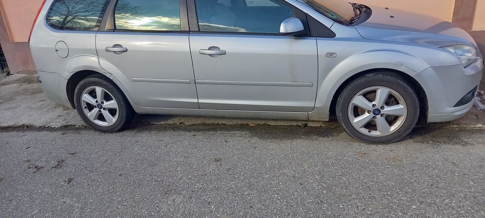 Ford focus 1.6 benzina