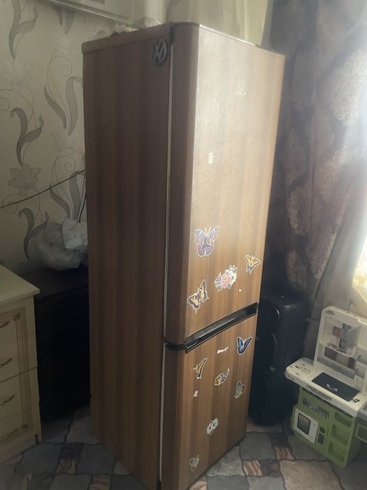 Продам холодильник