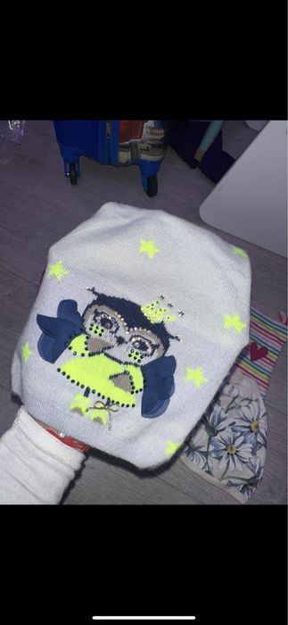 Шапки разные яркие