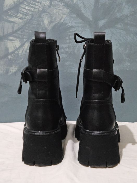 Сапоги, берцы Kari