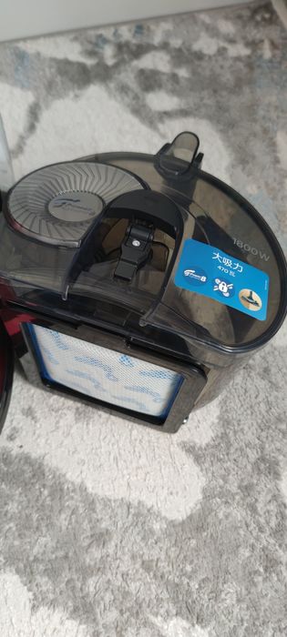 Пылесос  Philips