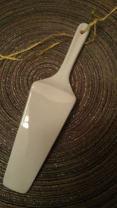 Нов комплект-ръкохватка, ръкавица , кърпа100% памук и шпатула за торта