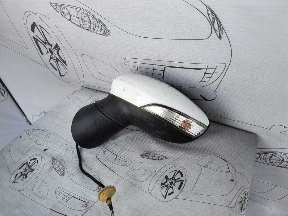 Oglindă Stânga 8 PINI Ford B-Max 2012-2017 / Cod OEM AV11-17683-FL (5C2)
