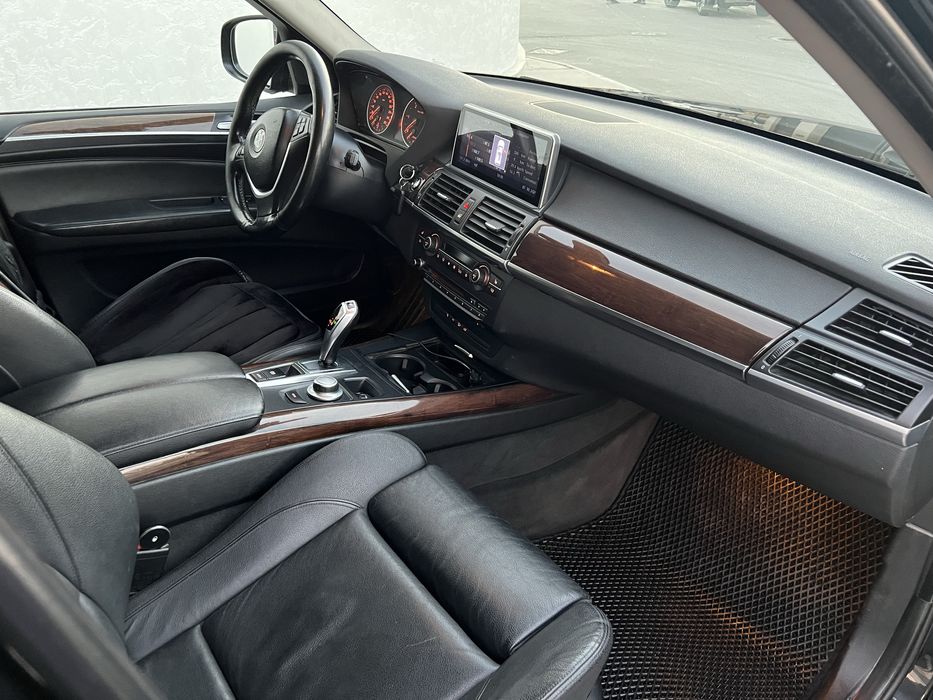 BMW X5 2009 год  3.0 турбодизель