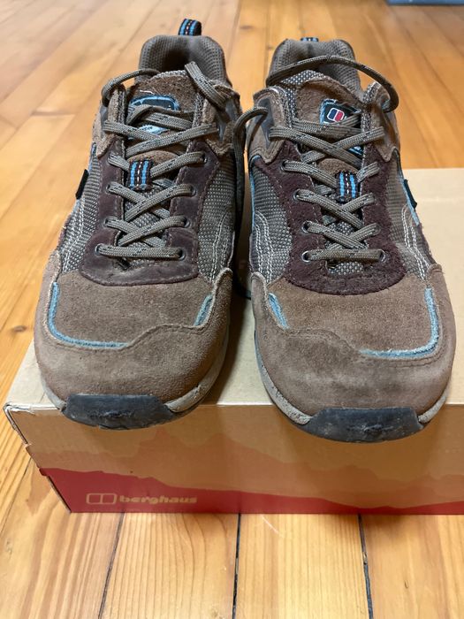 Дамски туристически обувки BERGHAUS, номер 39