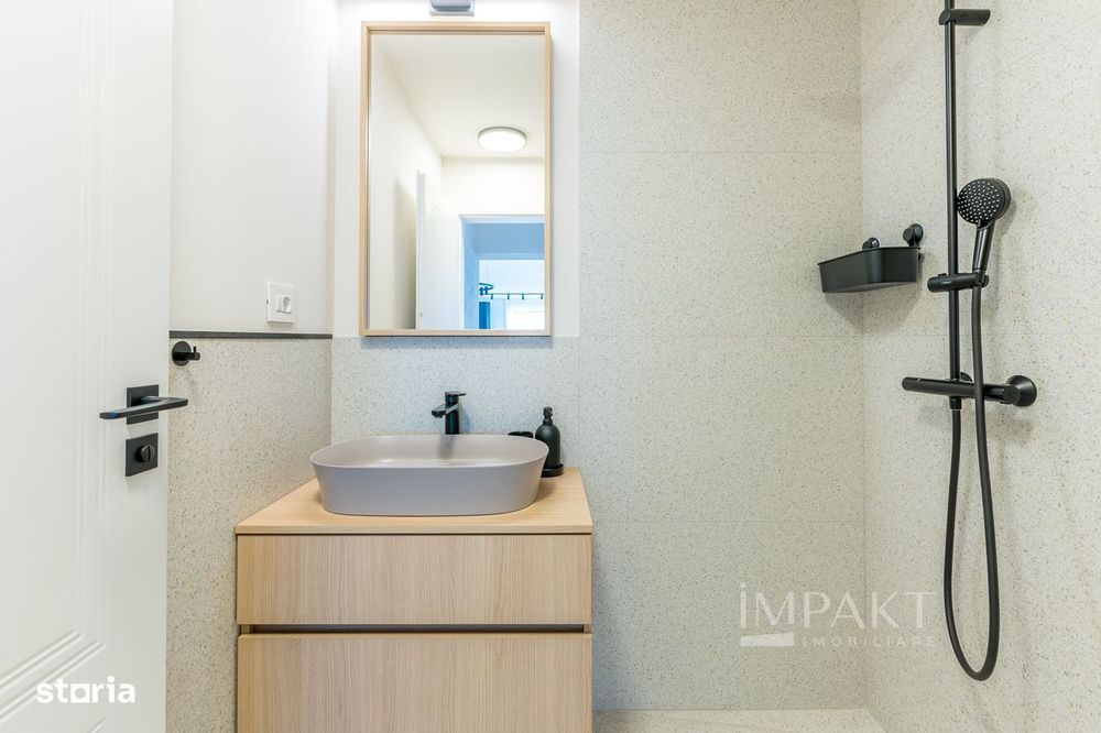 Apartament cu 3 camere LUX, în Zorilor!