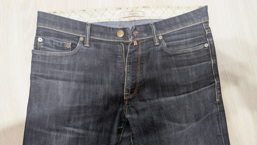 Джинсы Trussardi size 31