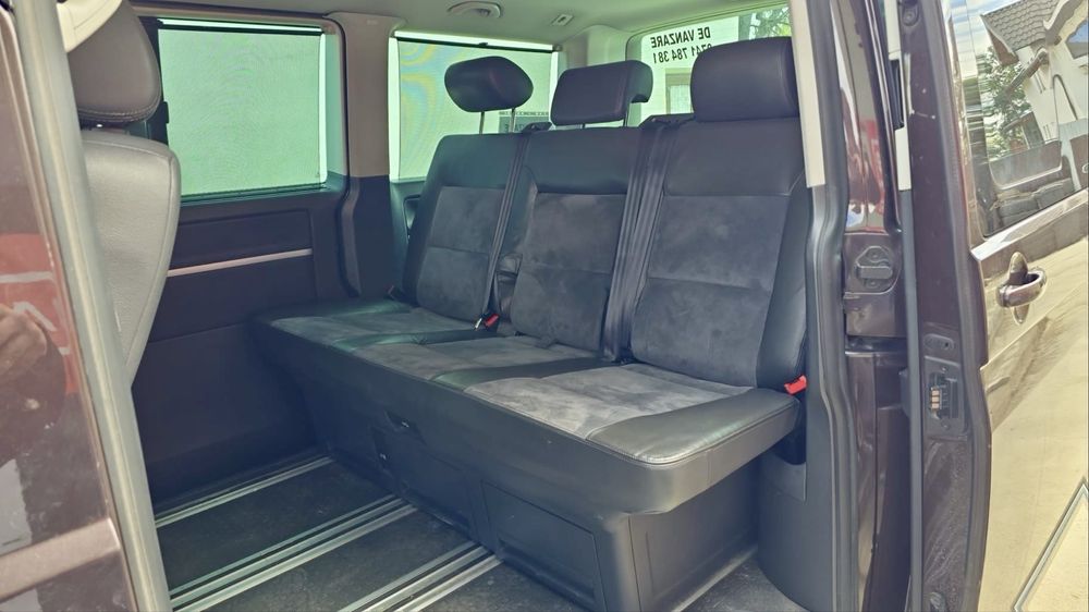 VW T5 Multivan 2011-firma