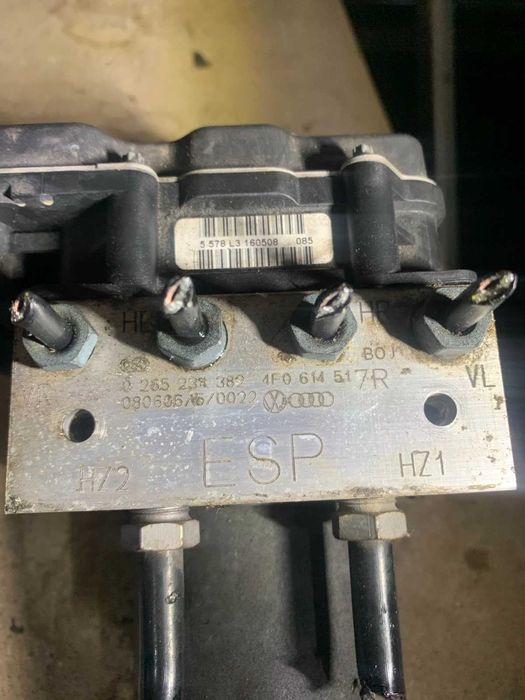 ABS модул Абс за Ауди Audi 4F 4F0910517Ab004 4F0614517R