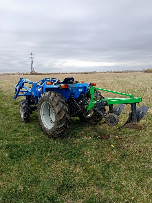 De vânzare Iseki TK 29cp 4×4,