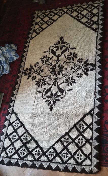 Нов 100 % вълнен китеник – 2 броя, 100 лв./брой