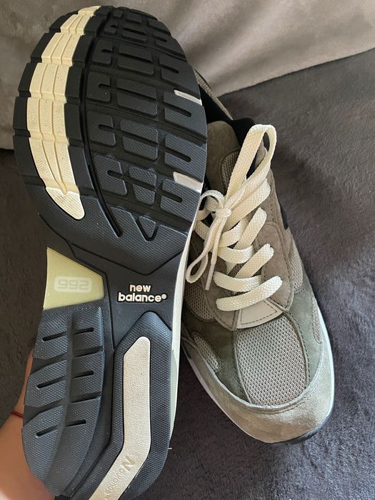 Adidași, New Balance