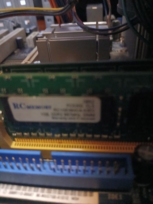 Продается запчасти на компютер