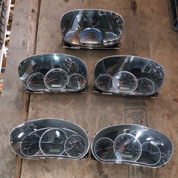 Щетки приборов на Subaru