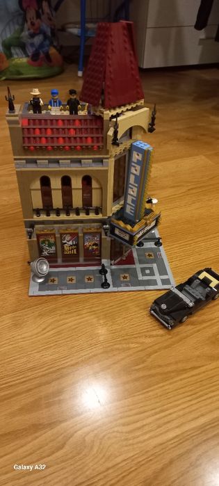 Lego palace cinema- 10232 - creator expert