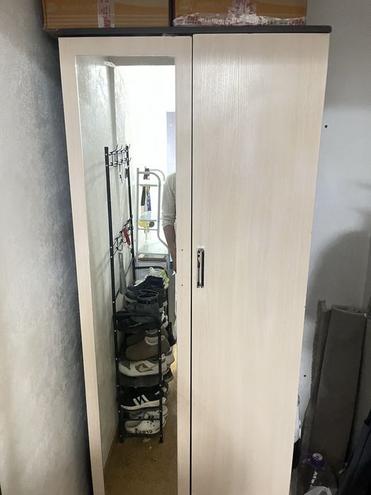 Шкаф мебель одежда