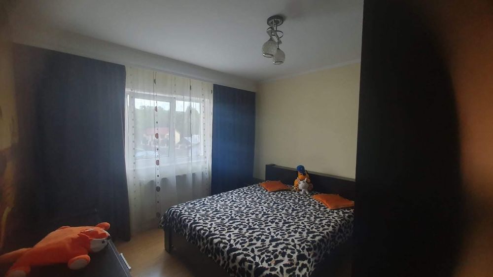 Închiriez Apartament