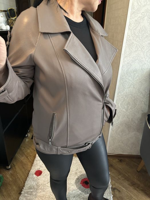 Кожаная  куртка новая