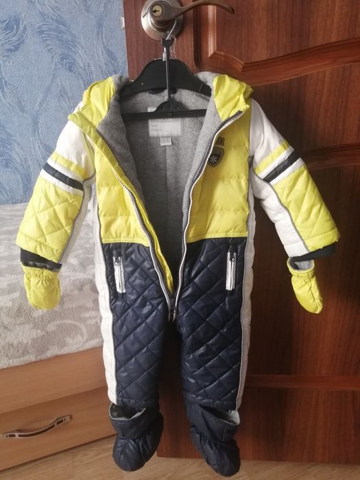 Продам комбинезон детский