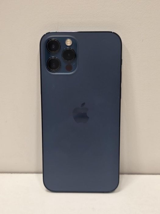 IPhone 12 pro, в идеальном состоянии