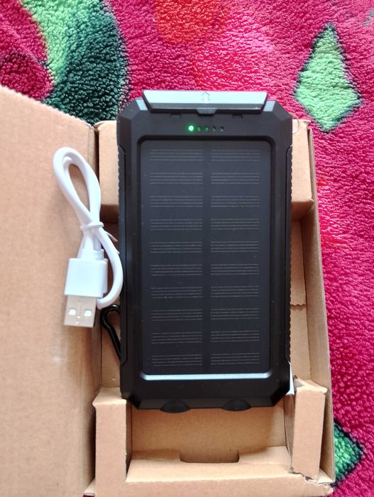 Продам пауэрбанк.