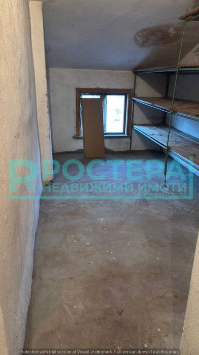 Продава се Четиристаен апартамент в Търговище, Център - 108 кв.м за 567 €/кв.м - Снимка #16