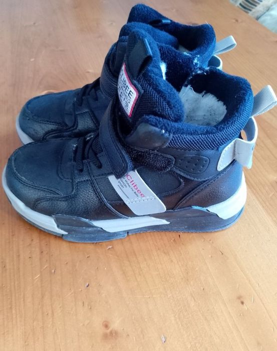 Боти , маратонки и пантофи за момче