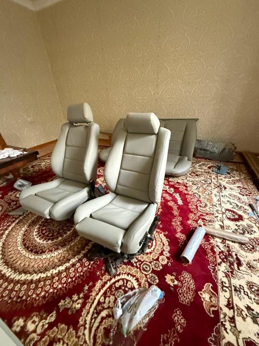 Продам салон на бмв е34