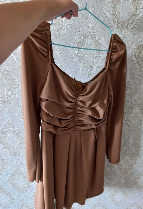 Платье шикарное, очень стильное!!!