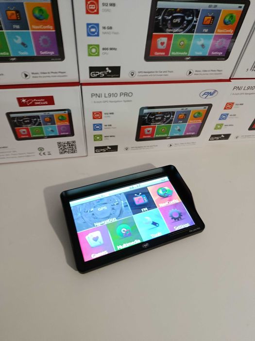 GPS PNI L910 Pro-ecran 9" -gata de drum cu harti, program, auto/camion