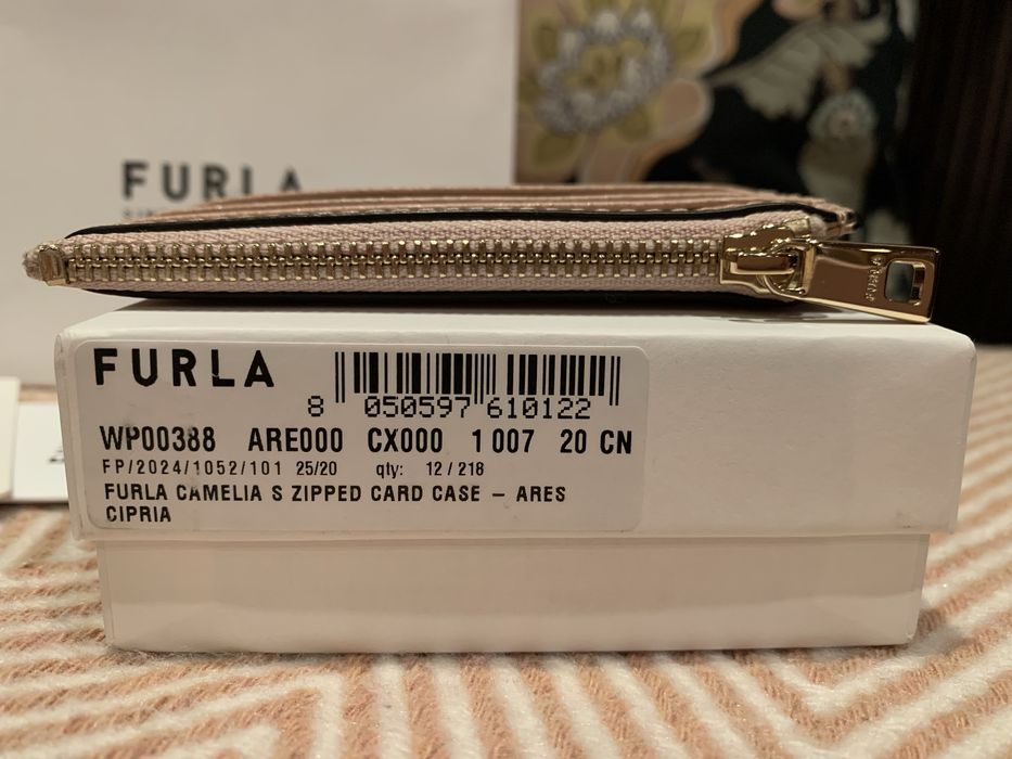 FURLA Camelia card case - оригинален кожен кардхолдер